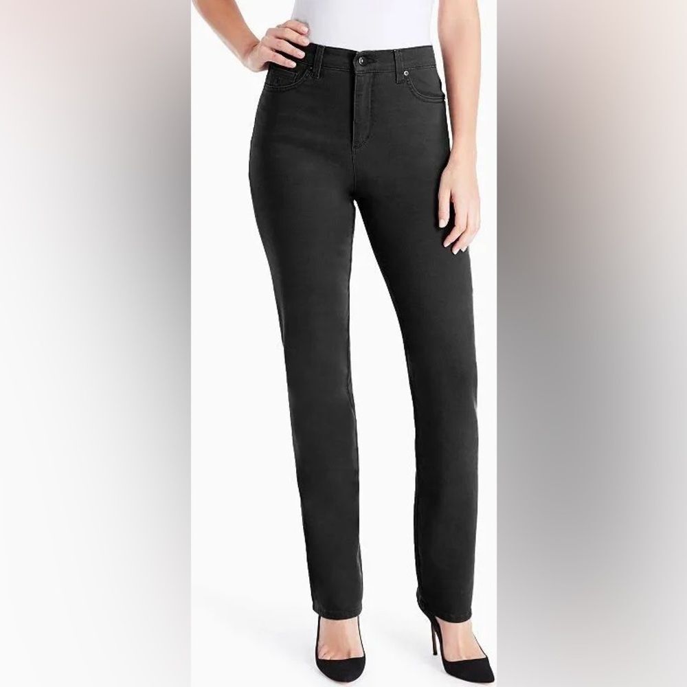 NWT Gloria Vanderbilt Amanda jeans Size 8